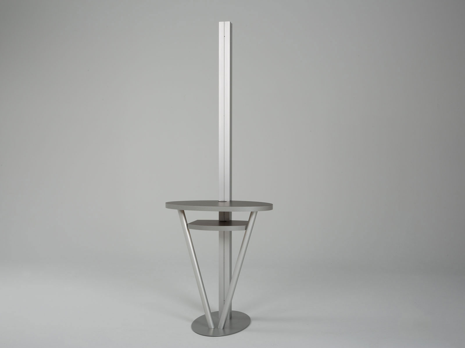 RE-1215 Rental Display / Kiosk / Workstation -- Image 3
